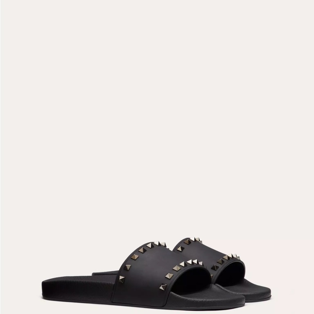 Valentino Garavani ROCKSTUD RUBBER SLIDER SANDAL - Picture 4 of 5